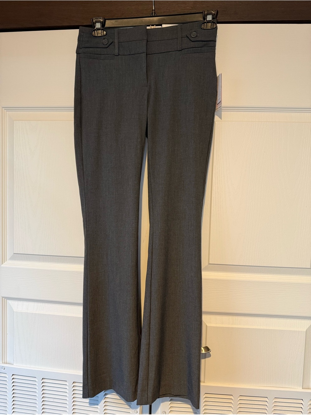 Candies Womens/Juniors Gray Marilyn Fit Boot Cut Mid-Rise Size 3 Dress Pants NWT